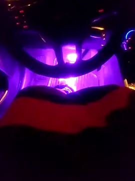 Jeanka18z online show from November 18, 2025, 7:13 am