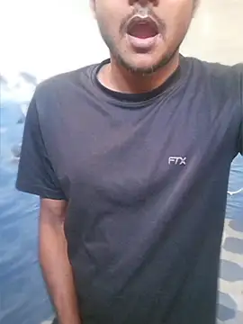 Itsdesi boy online show from April 4, 2026, 1:04 am