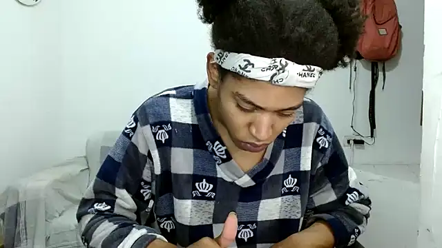 angelamarie1 online show from October 29, 2025, 10:39 am