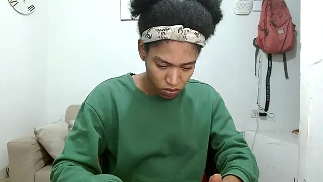 angelamarie1 online show from February 16, 2026, 12:29 am