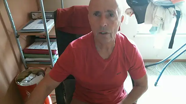 olibrius71 online show from November 23, 2025, 10:04 am