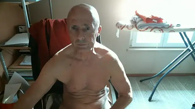 olibrius71 online show from March 23, 2026, 3:38 pm