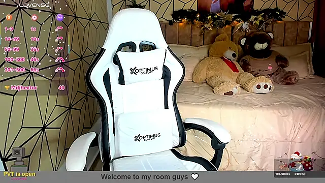 vane lopez  online show from December 13, 2025, 7:53 pm