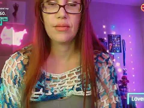 EmmaIsHere online show from February 3, 2026, 4:12 pm