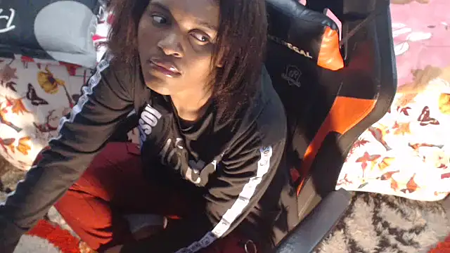 sexyjustin202 online show from January 19, 2025, 4:33 am