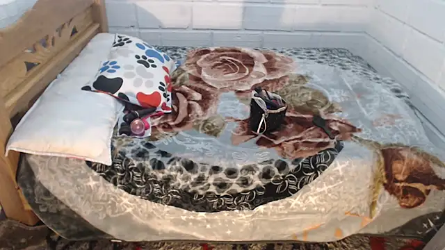 sexyjustin202 online show from November 8, 2025, 11:25 pm