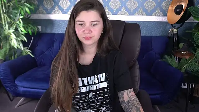 AmellyMilly online show from October 25, 2025, 12:45 pm