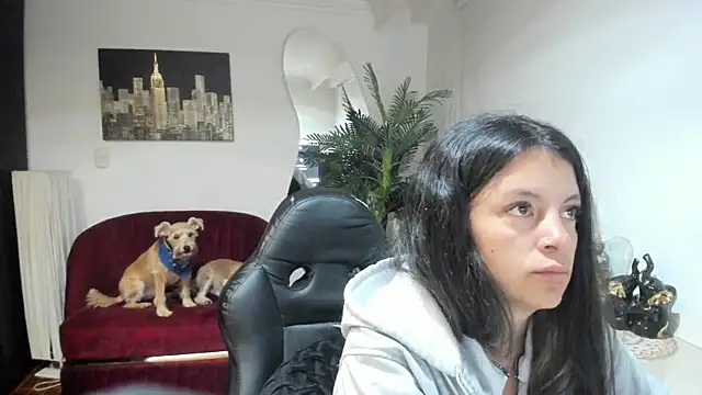 Meghan320 online show from June 4, 2026, 11:38 am