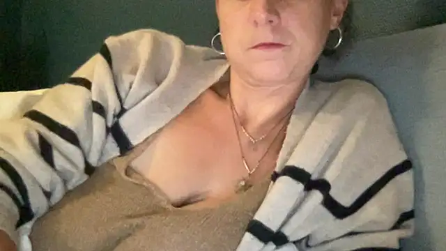 Sexy-Mel online show from February 20, 2026, 5:57 pm