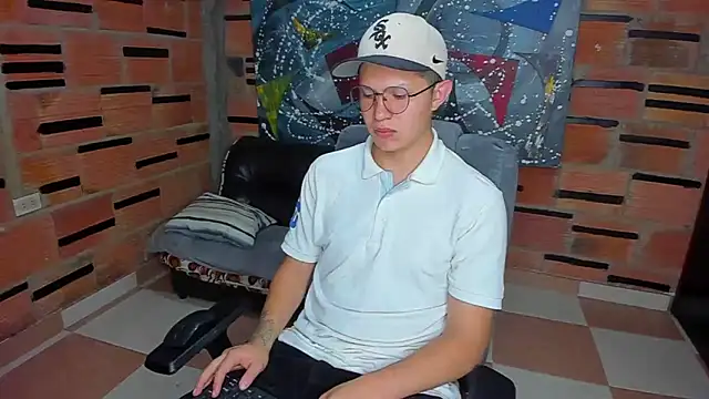 patrik 027 online show from February 11, 2025, 6:22 pm