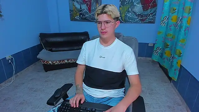 patrik 027 online show from November 26, 2025, 8:15 am