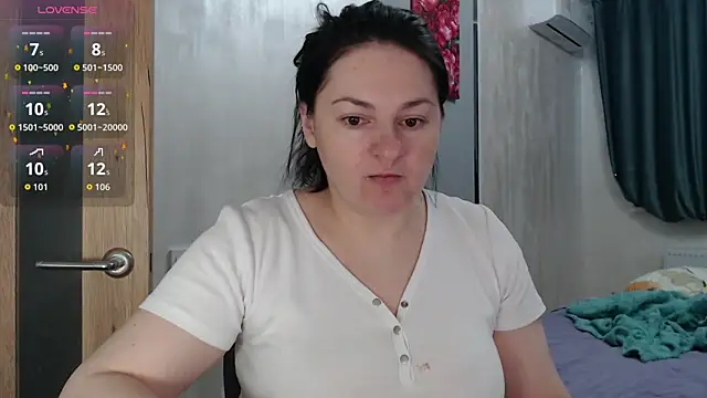 Stacy Davice online show from December 15, 2025, 9:35 am