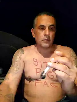 Snapshot of hardcok4u2abuse40 chatting on December 11, 2024, 10:14 am hardcok4u2abuse40 online show from December 11, 2024, 10:14 am