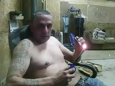 Snapshot of hardcok4u2abuse40 chatting on February 23, 2025, 11:00 am hardcok4u2abuse40 online show from February 23, 2025, 11:00 am