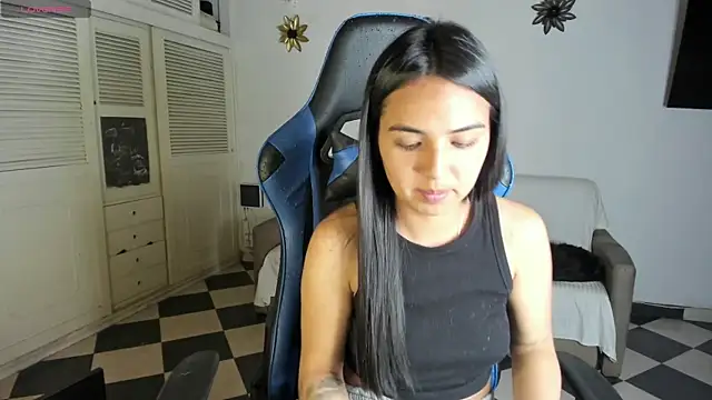 Miss Nicole online show from December 29, 2024, 1:24 am