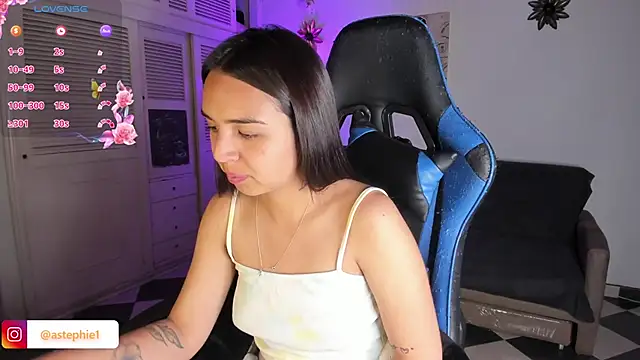 Miss Nicole online show from January 23, 2025, 1:19 am