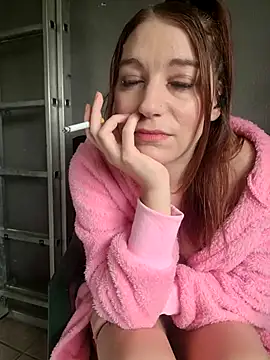 Snapshot of XLisaxx chatting on October 11, 2025, 7:18 am XLisaxx online show from October 11, 2025, 7:18 am