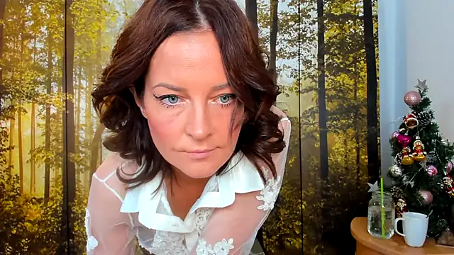 ViciousSiren online show from December 17, 2025, 6:19 am