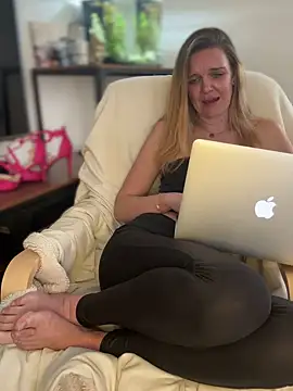 Suesse Schnitte online show from March 18, 2025, 12:36 pm