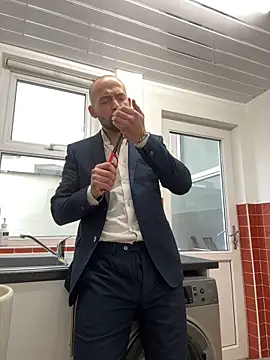 bigguy101 online show from January 3, 2025, 12:30 pm