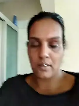 NWC4LYF online show from October 5, 2025, 7:07 am