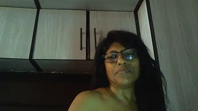 Snapshot of MsAttitude chatting on January 3, 2025, 11:14 am MsAttitude online show from January 3, 2025, 11:14 am
