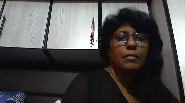 Snapshot of MsAttitude chatting on January 12, 2025, 2:52 pm MsAttitude online show from January 12, 2025, 2:52 pm