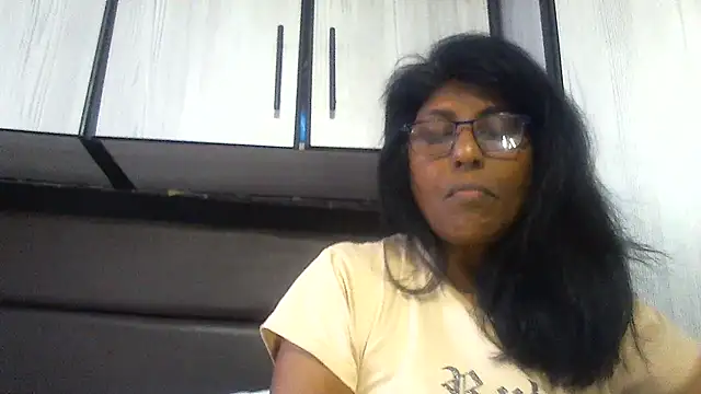 Snapshot of MsAttitude chatting on February 3, 2025, 8:57 am MsAttitude online show from February 3, 2025, 8:57 am