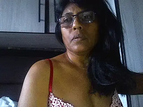 Snapshot of MsAttitude chatting on February 27, 2025, 10:48 am MsAttitude online show from February 27, 2025, 10:48 am
