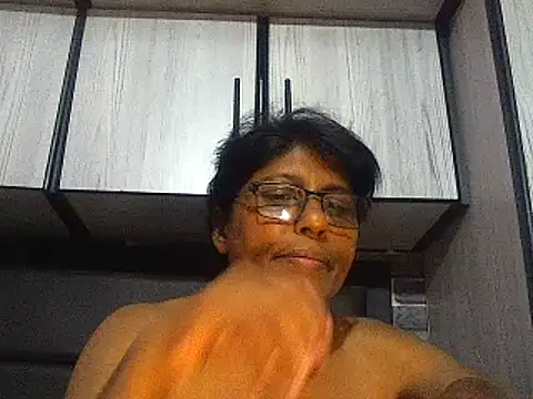 Snapshot of MsAttitude chatting on March 2, 2025, 12:32 pm MsAttitude online show from March 2, 2025, 12:32 pm