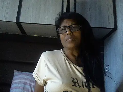 MsAttitude online show from October 26, 2025, 11:27 am