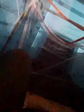 Longlund9 online show from September 19, 2025, 7:36 pm