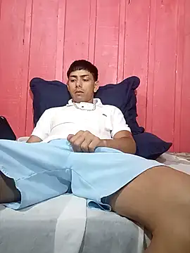 Snapshot of SEBASTHIAN chatting on April 15, 2026, 1:34 am SEBASTHIAN online show from April 15, 2026, 1:34 am