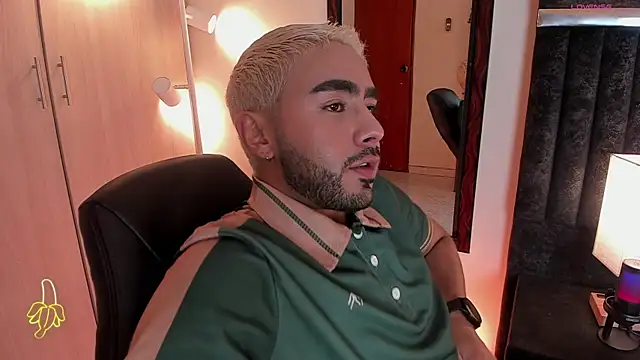 ItsMeEros online show from September 9, 2025, 11:15 pm