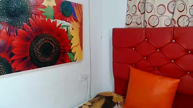 dirtydolltsx online show from November 8, 2025, 8:07 pm