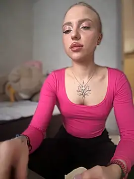 pinkstar  online show from February 10, 2025, 6:53 am