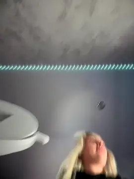 pinkstar  online show from October 11, 2025, 5:55 pm