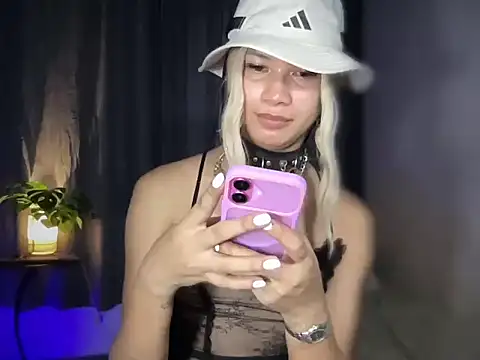 bigcock maria online show from January 8, 2026, 8:44 pm