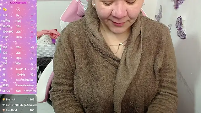 Dalessa Bigtits online show from November 19, 2025, 10:54 pm