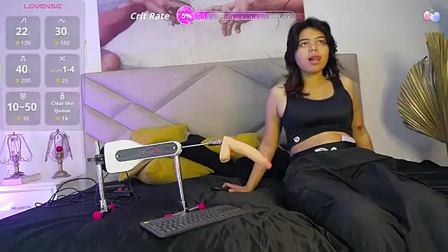 SabinaMerchetti online show from September 12, 2025, 2:44 am