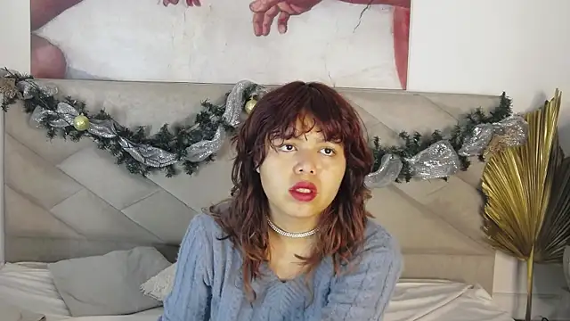 SabinaMerchetti online show from November 30, 2025, 2:04 am