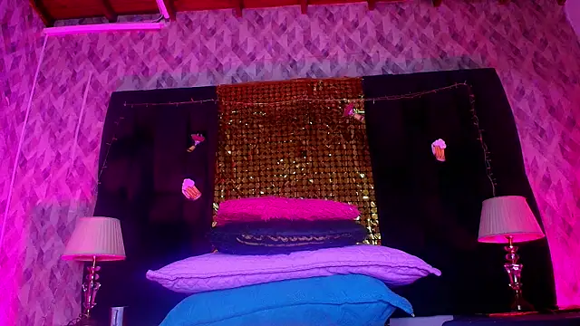 naomi kyse online show from September 12, 2025, 3:06 am