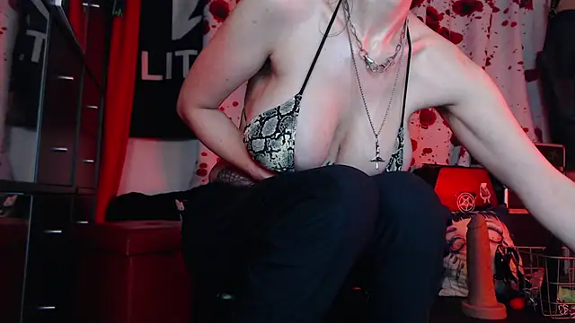 Silentmary online show from September 27, 2025, 7:35 am