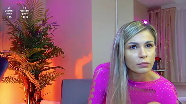 Avril Cyrus online show from October 28, 2025, 7:01 am