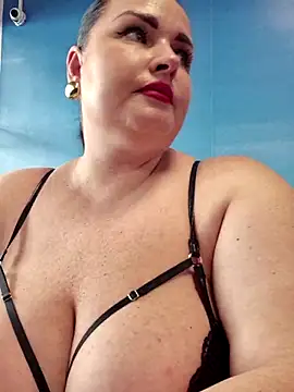 GeorgiaLerox online show from April 7, 2026, 1:22 pm