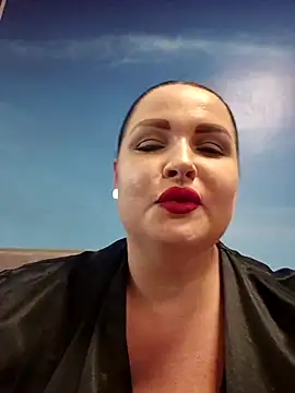 GeorgiaLerox online show from June 30, 2026, 1:23 pm