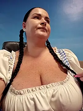 GeorgiaLerox online show from July 2, 2026, 1:06 pm