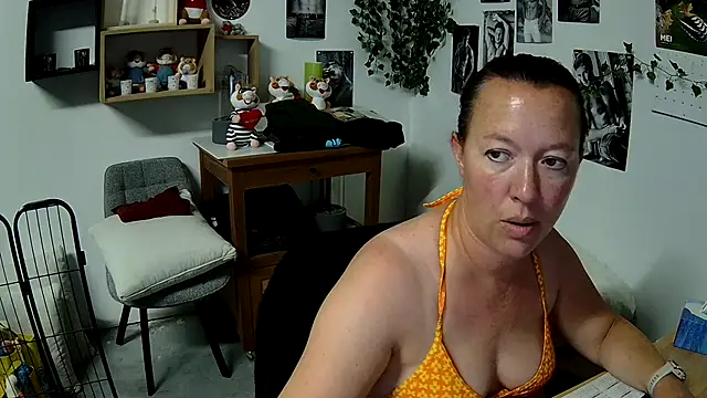 Snapshot of AnyaKrey@xh chatting on May 28, 2026, 11:40 am AnyaKreyxh online show from May 28, 2026, 11:40 am