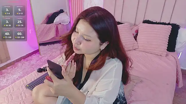 Snapshot of Hanaa_rosse chatting on February 14, 2026, 1:30 pm Hanaa rosse online show from February 14, 2026, 1:30 pm