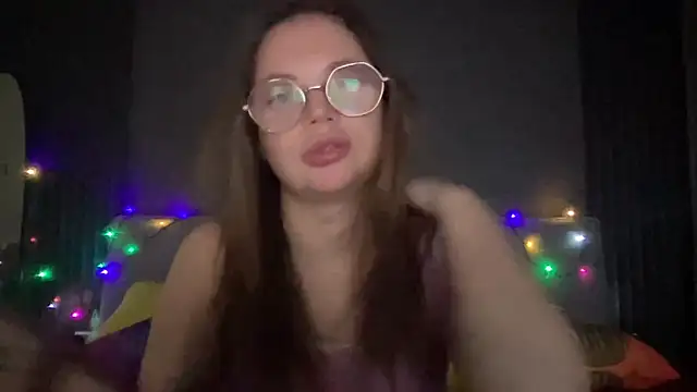 lovebellagrey online show from December 21, 2024, 7:06 pm